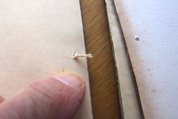 Thread failure leads to leaves falling out